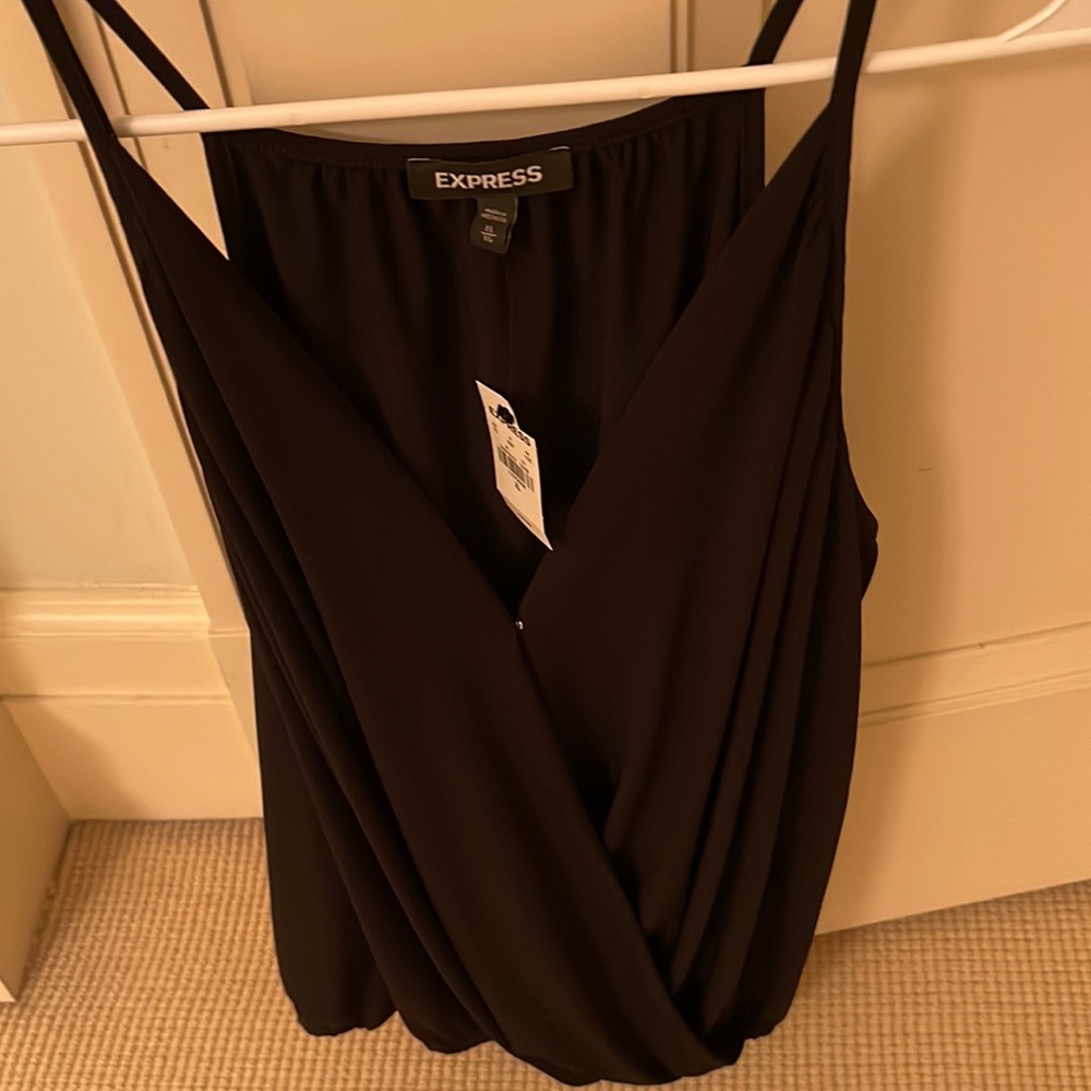 Black v neck going out top